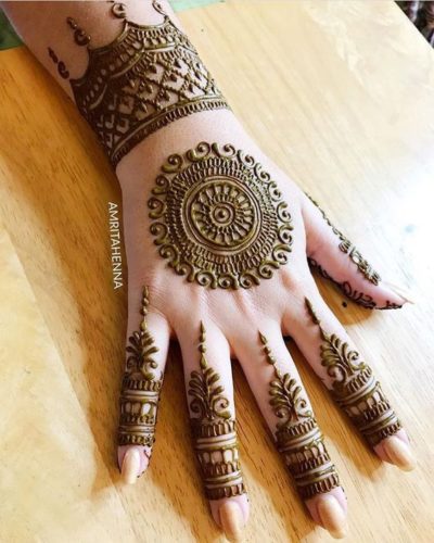 Simple and Easy Mehndi Designs for Bridal and Karva Chauth